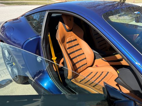 Used 2022 Ferrari Roma image 19