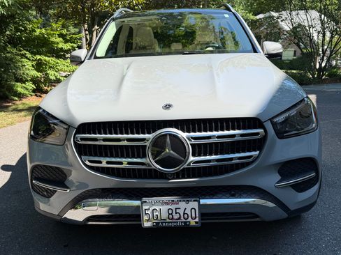 Used 2024 Mercedes-Benz GLE 450 4MATIC image 2