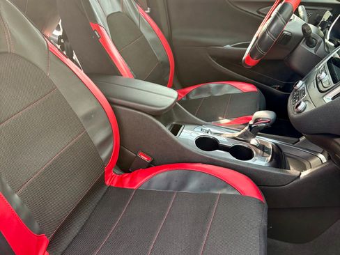 Used 2022 Chevrolet Malibu LT image 8