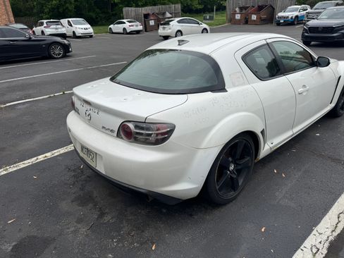 Used 2005 MAZDA RX-8 w/ AT Sport Pkg RWD image 5