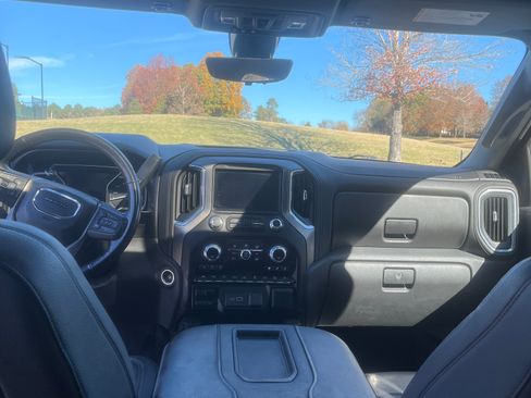 Used 2021 GMC Sierra 1500 Denali w/ Denali Ultimate Package image 11