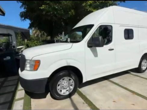 Used 2020 Nissan NV 2500 SV RWD image 2