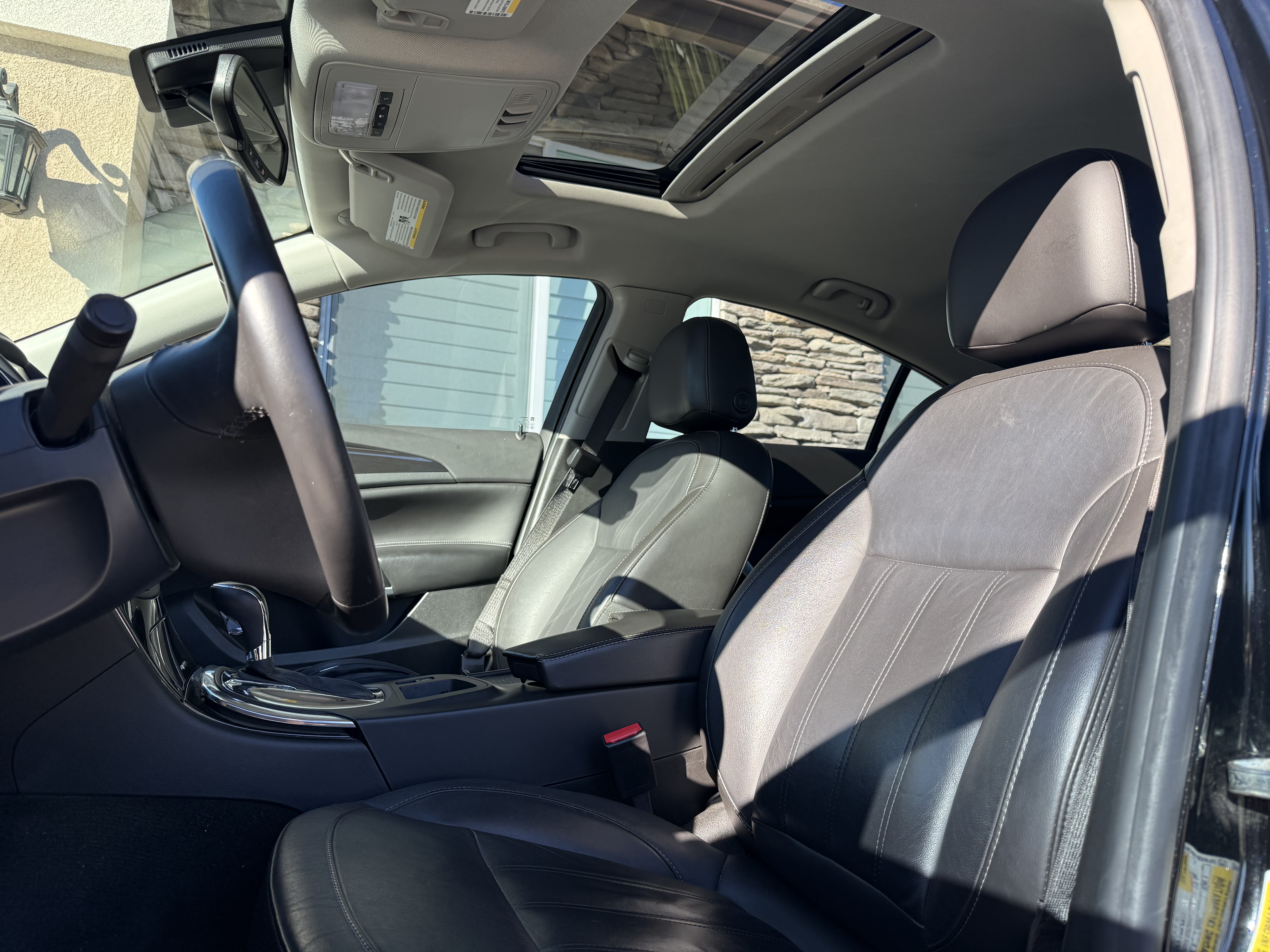 Used 2017 Buick Regal Sport Touring FWD image 10