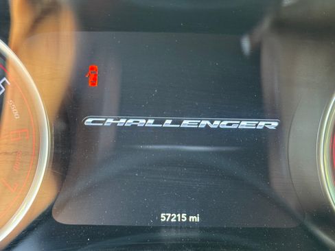 Used 2018 Dodge Challenger R/T w/ Sound Group RWD image 27