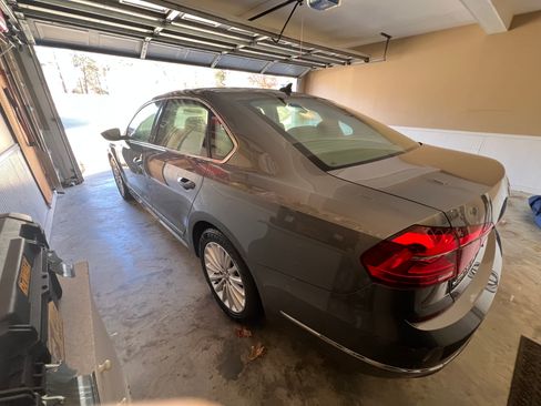 Used 2016 Volkswagen Passat 1.8T SE image 6