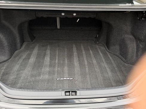 Used 2013 Toyota Camry LE image 12