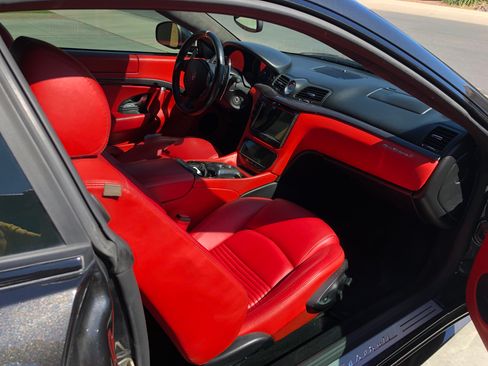 Used 2009 Maserati GranTurismo S image 4