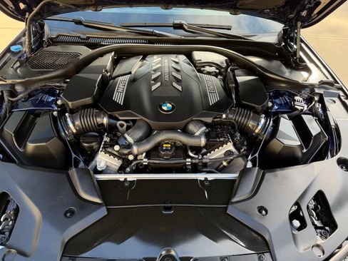Used 2020 BMW M550i xDrive w/ Executive Package AWD/4WD image 12