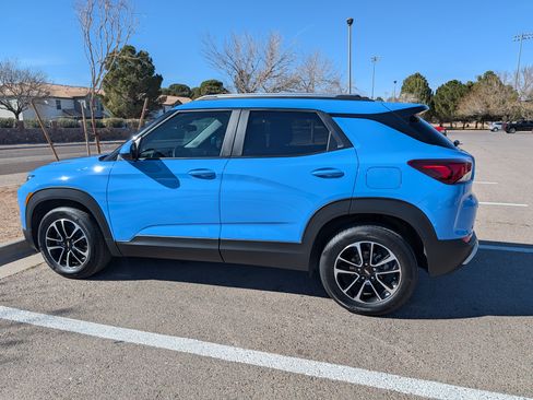 Used 2024 Chevrolet TrailBlazer LT w/ LT Cold Weather Package image 18
