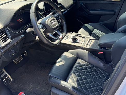 Used 2019 Audi SQ5 Premium Plus w/ Premium Plus Package AWD/4WD image 10
