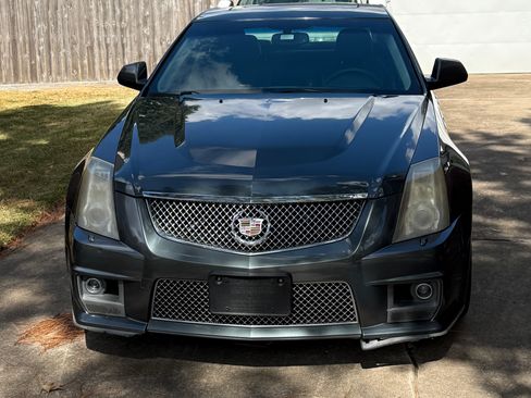 Used 2011 Cadillac CTS V image 1