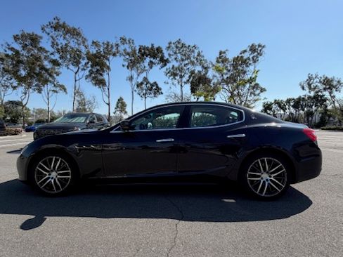Used 2015 Maserati Ghibli image 2