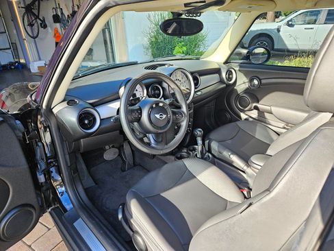 Used 2013 MINI Cooper Clubman Cooper Hatchback 3D image 10