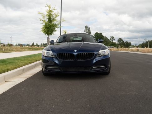 Used 2011 BMW Z4 sDrive30i RWD image 15
