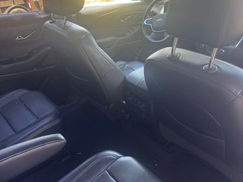 Used 2018 Chevrolet Traverse Premier AWD/4WD image 2