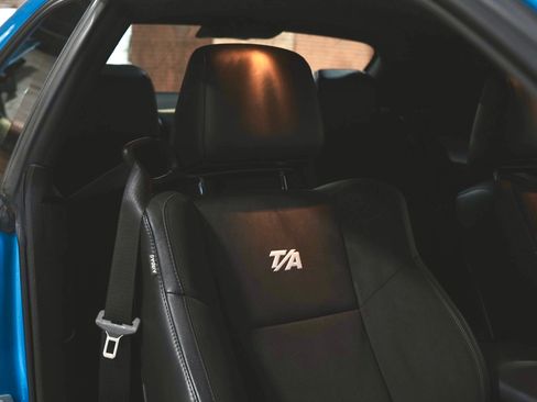 Used 2023 Dodge Challenger R/T w/ T/A Package image 19