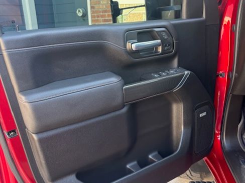 Used 2021 GMC Sierra 2500 AT4 w/ AT4 Premium Plus Package image 12