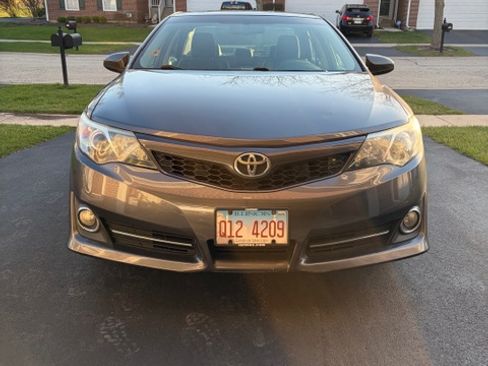 Used 2012 Toyota Camry SE w/ Leather Pkg image 1