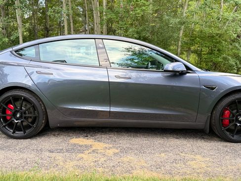 Used 2023 Tesla Model 3 Performance AWD/4WD image 2