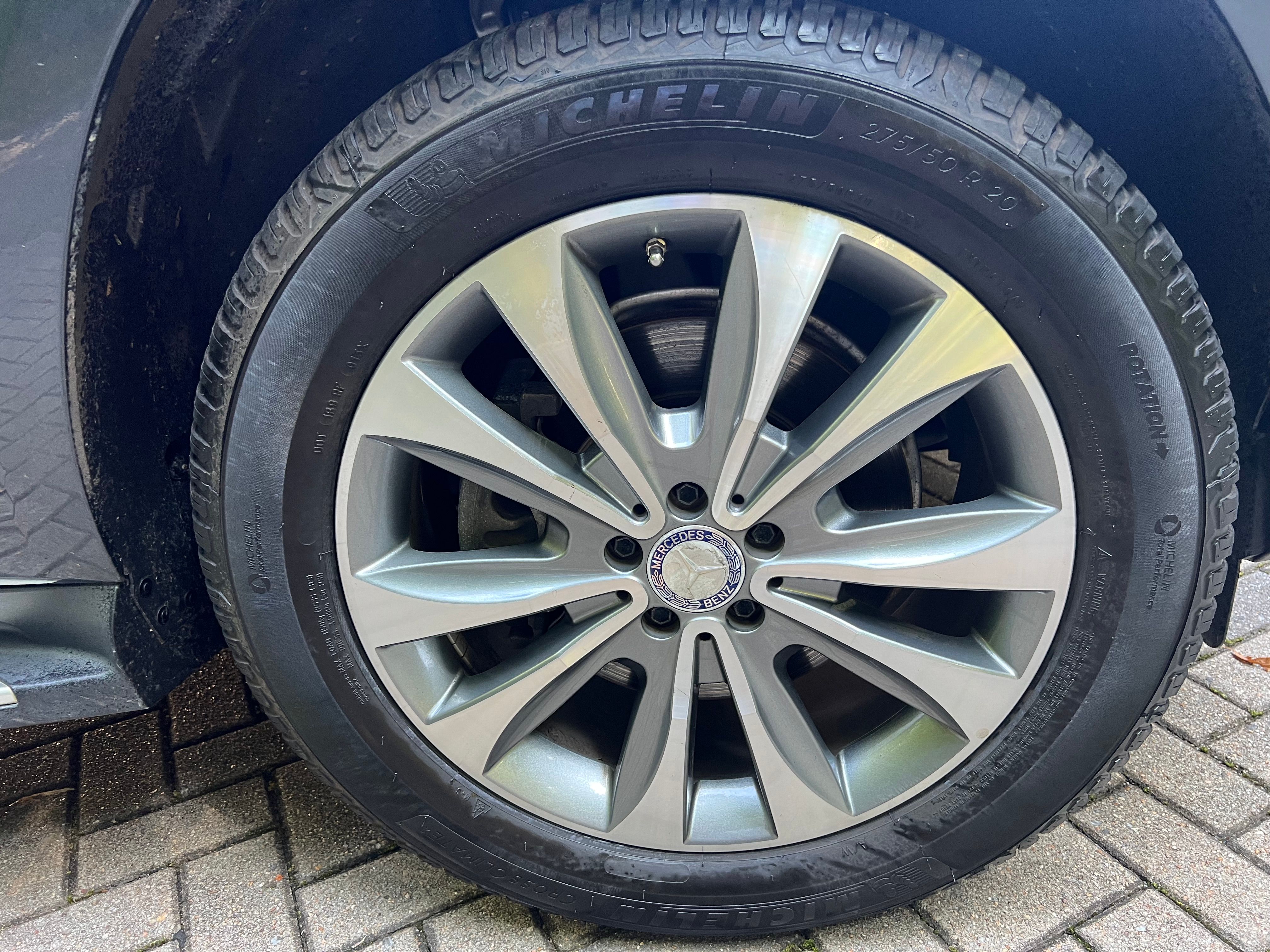 Used 2014 Mercedes-Benz GL 450 4MATIC image 25