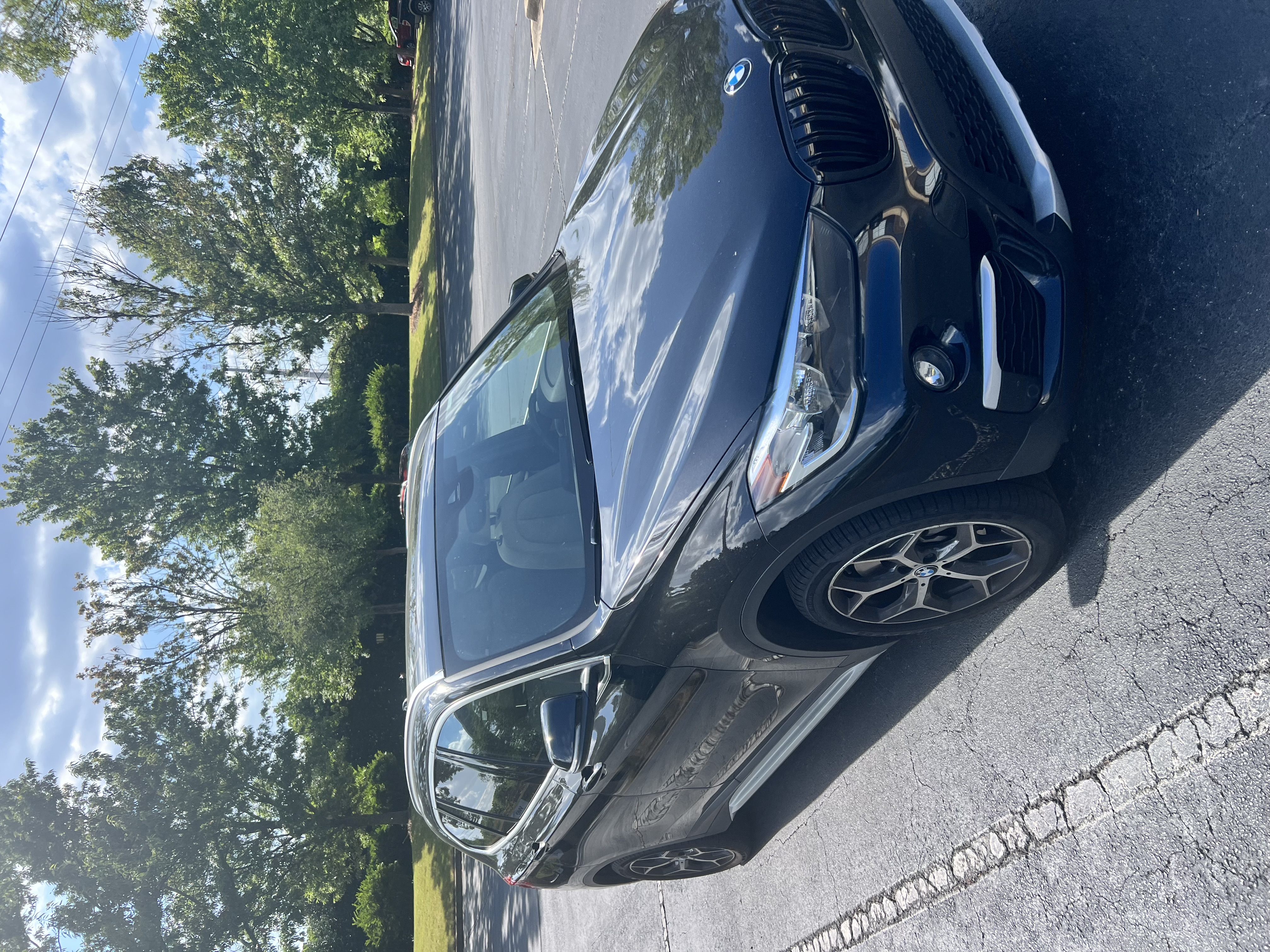 Used 2019 BMW X1 sDrive28i w/ Convenience Package FWD image 9