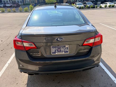 Used 2018 Subaru Legacy 2.5i Premium AWD/4WD image 8