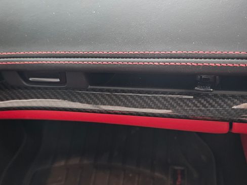 Used 2021 Chevrolet Corvette Stingray Premium Cpe w/ Z51 Performance Package image 20