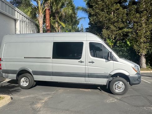 Used 2016 Mercedes-Benz Sprinter 3500 image 14