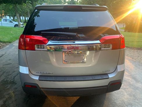 Used 2013 GMC Terrain SLT AWD/4WD image 6