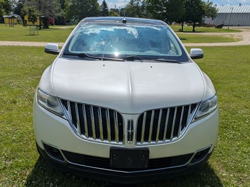 Used 2012 Lincoln MKX AWD image 1