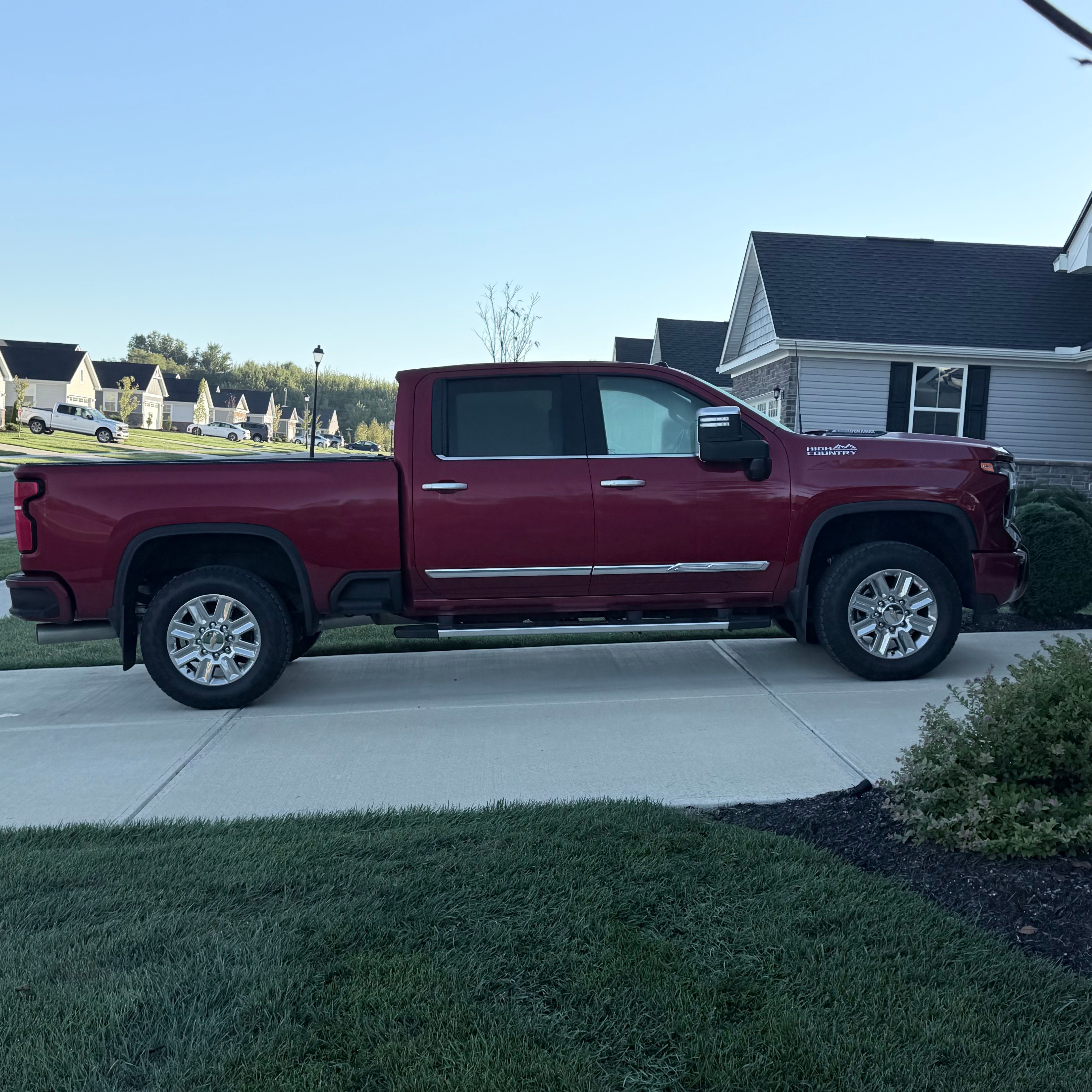 Used 2024 Chevrolet Silverado 3500 High Country w/ High Country Premium Package AWD/4WD image 1