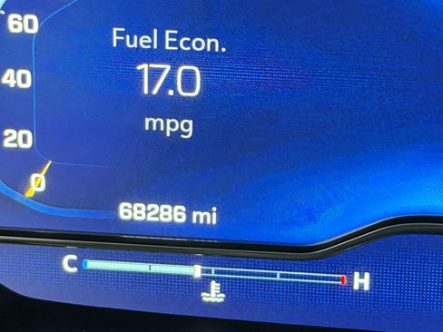 Used 2023 Chevrolet Suburban RST w/ Luxury Package image 6