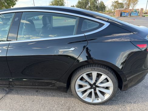 Used 2018 Tesla Model 3 Long Range AWD/4WD image 21
