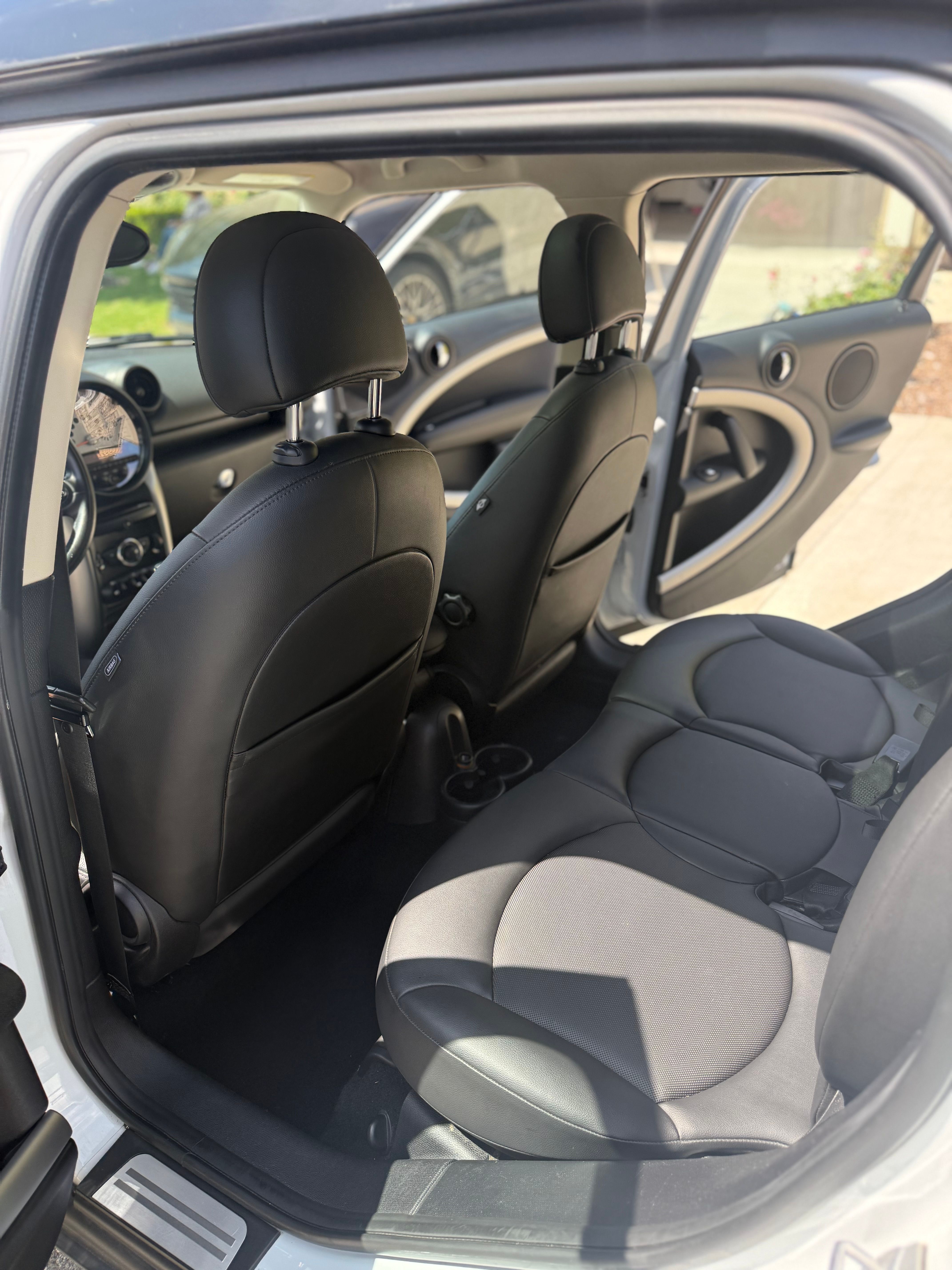 Used 2014 MINI Cooper Countryman FWD image 6