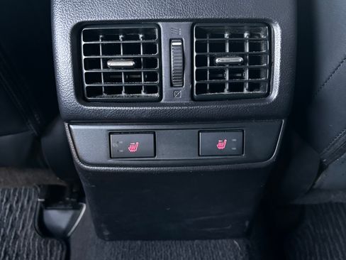 Used 2016 Subaru Outback 2.5i Limited image 22