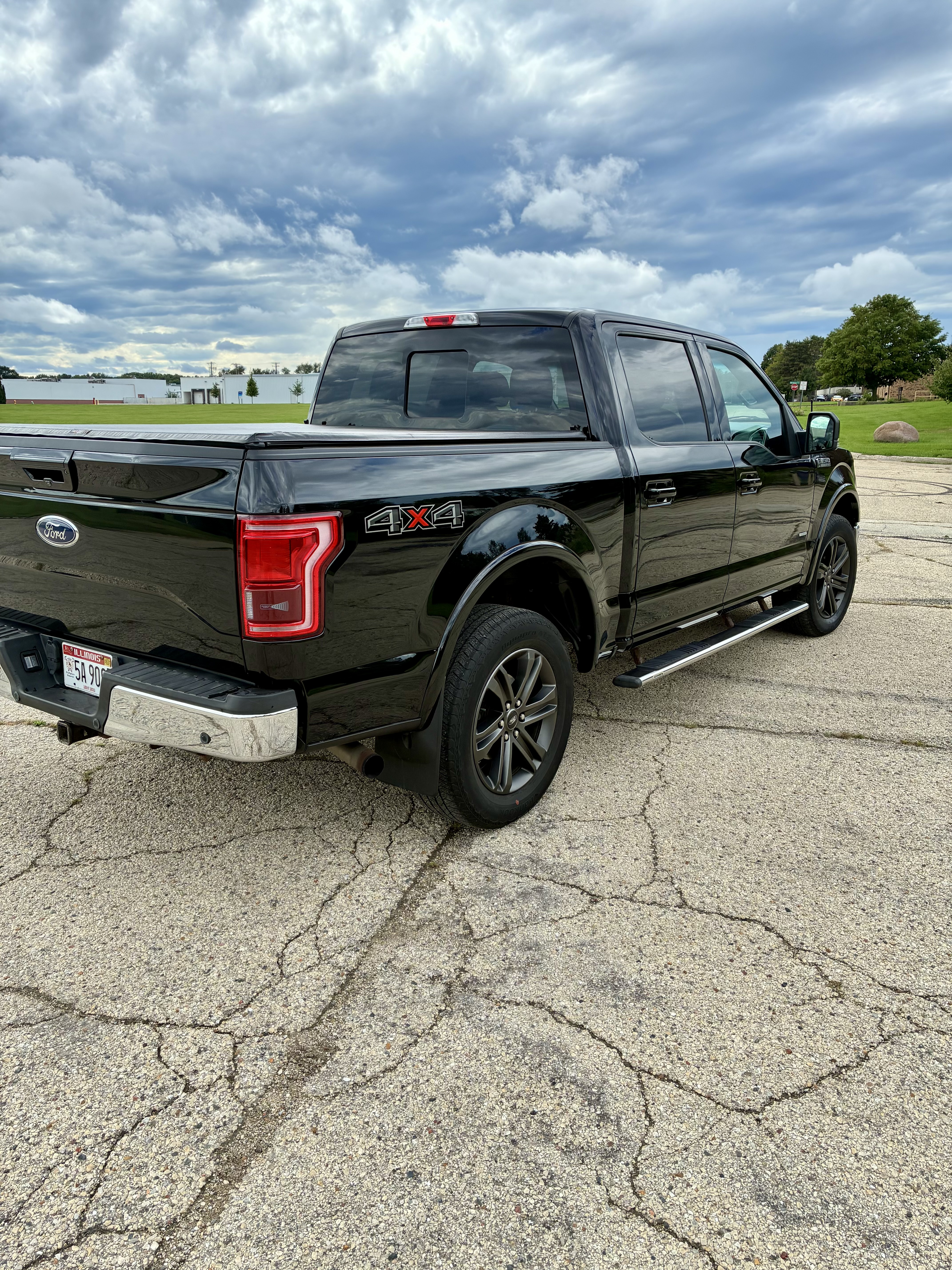 Used 2016 Ford F150 Lariat w/ Equipment Group 501A Mid AWD/4WD image 5