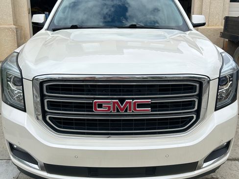 Used 2015 GMC Yukon SLT w/ Open Road Package image 2