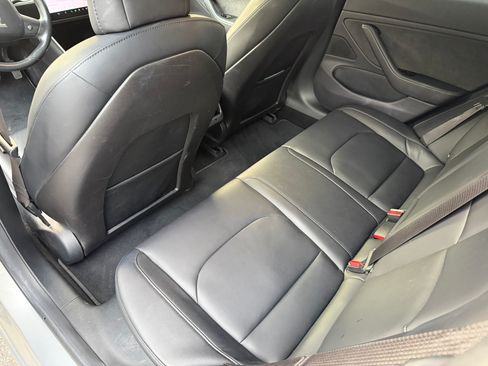 Used 2018 Tesla Model 3 Long Range image 21