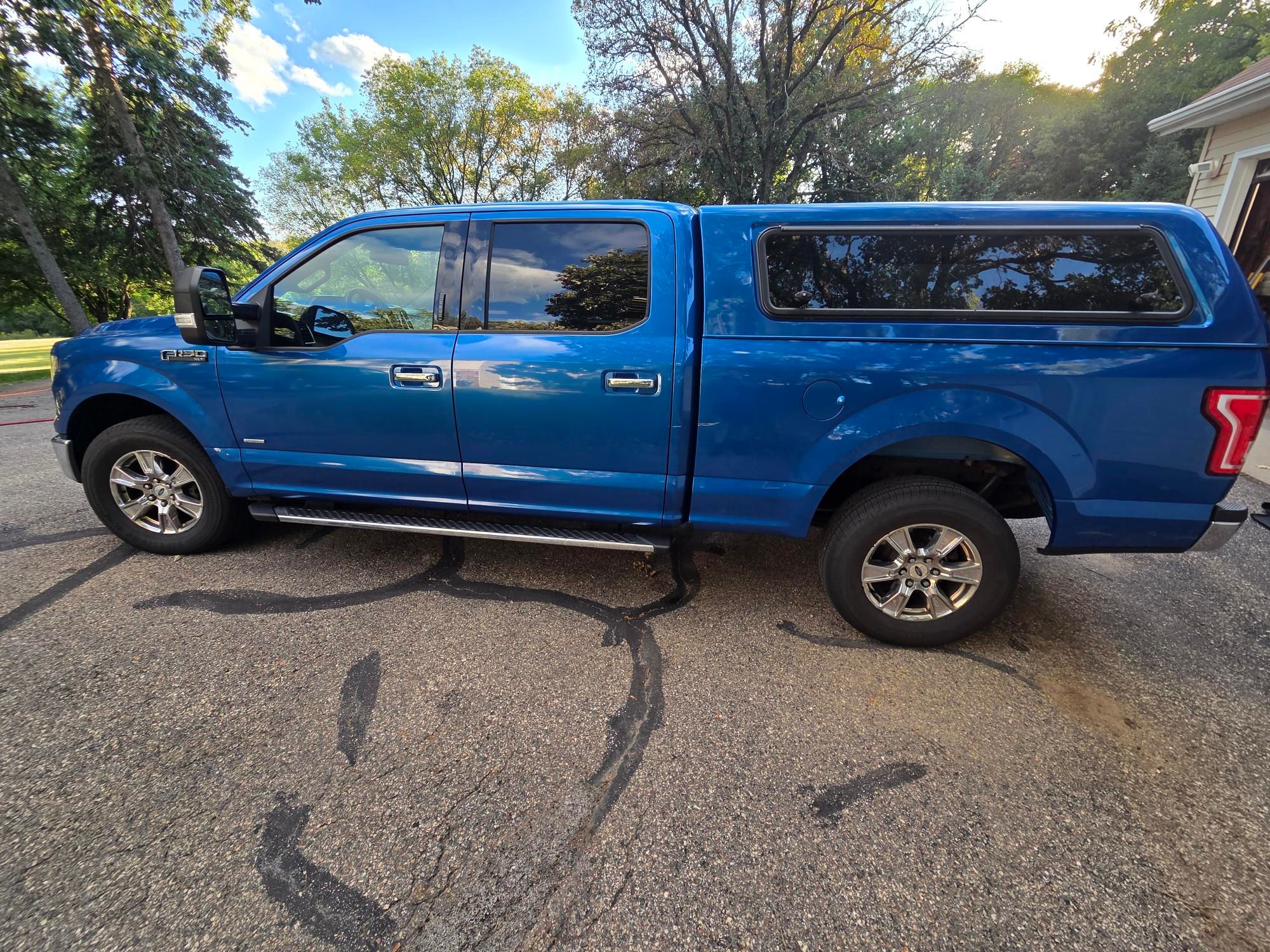 Used 2015 Ford F150 XLT w/ Equipment Group 302A Luxury AWD/4WD image 2