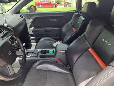 Used 2008 Dodge Challenger SRT8 image 6