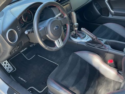 Used 2015 Subaru BRZ Limited RWD image 12