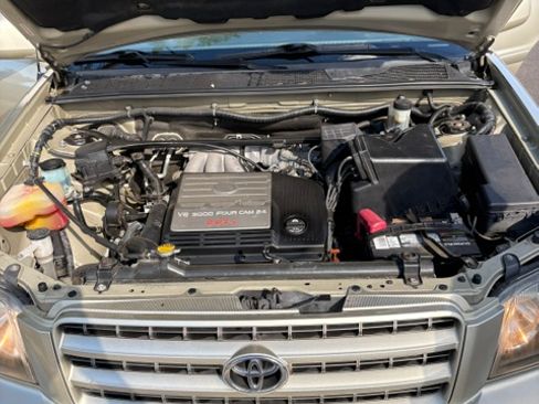 Used 2002 Toyota Highlander 4WD V6 image 13