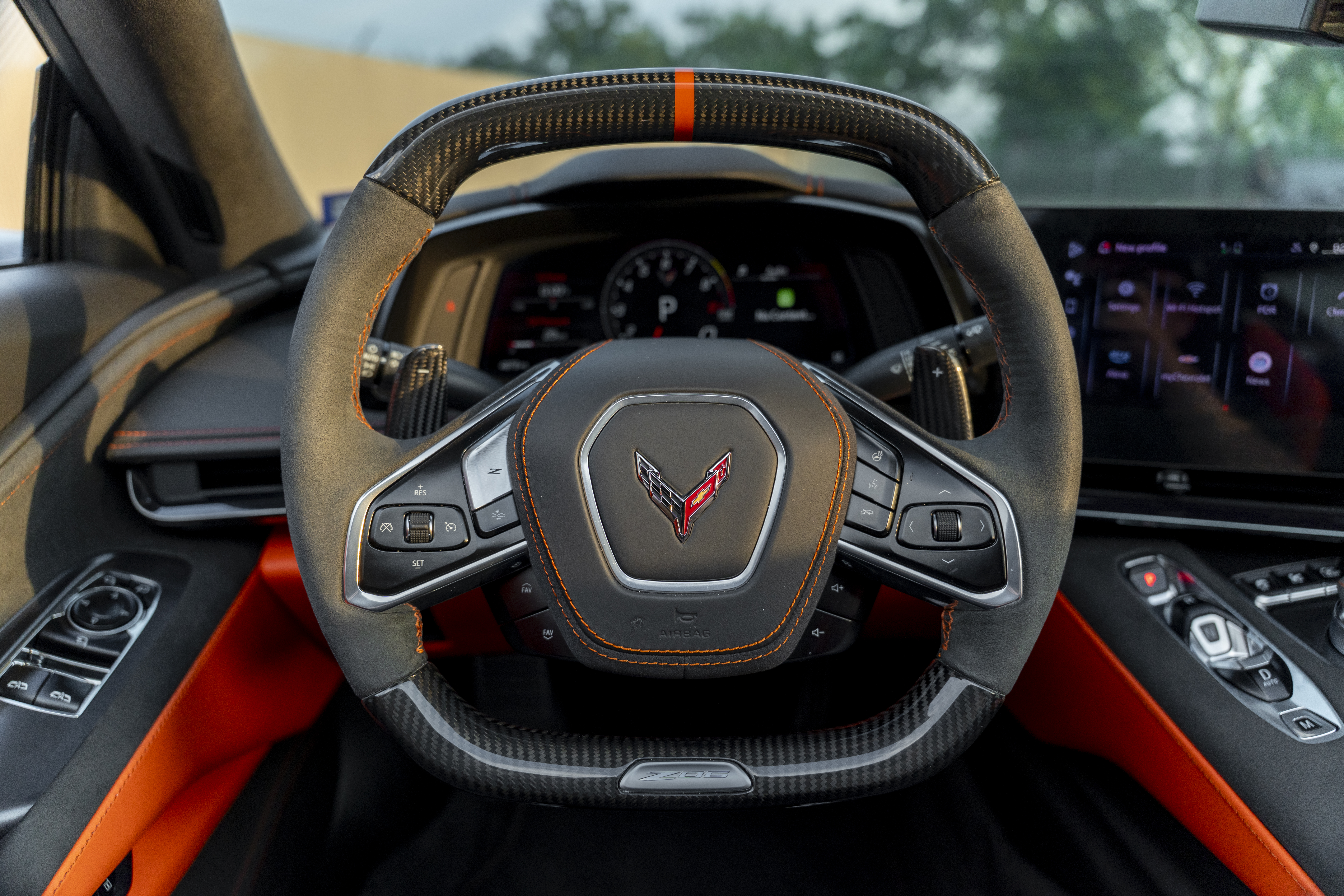 Used 2025 Chevrolet Corvette Z06 RWD image 28