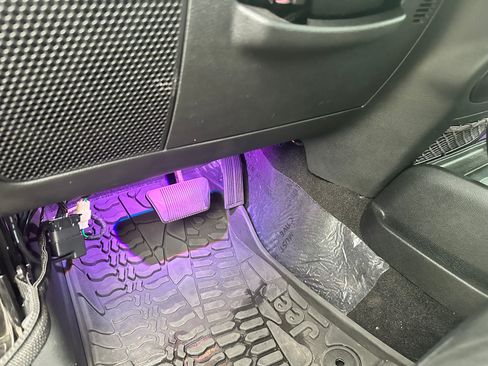 Used 2016 Jeep Wrangler Unlimited Sport w/ Connectivity Group image 12