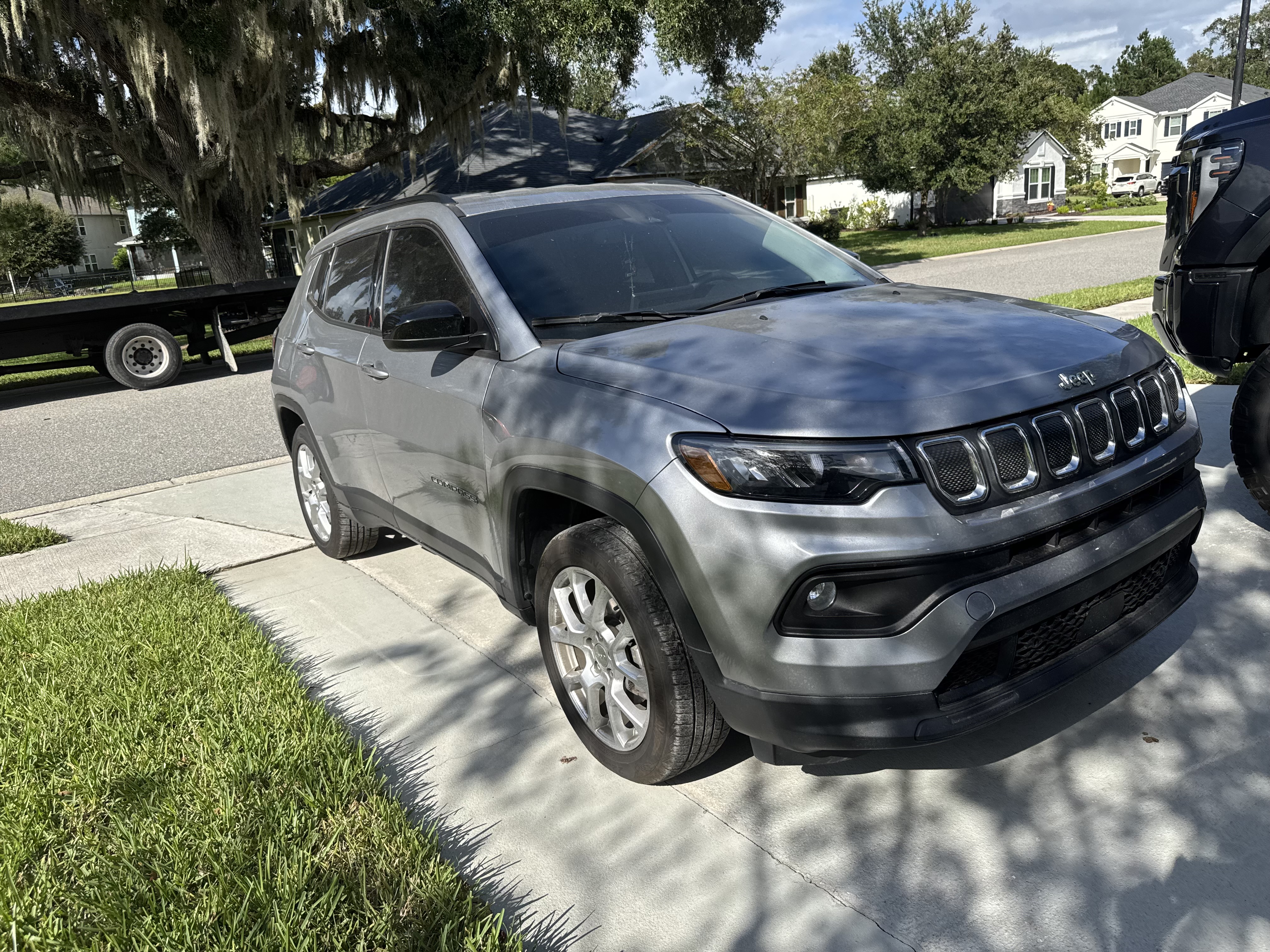 Used 2022 Jeep Compass Latitude AWD/4WD image 2