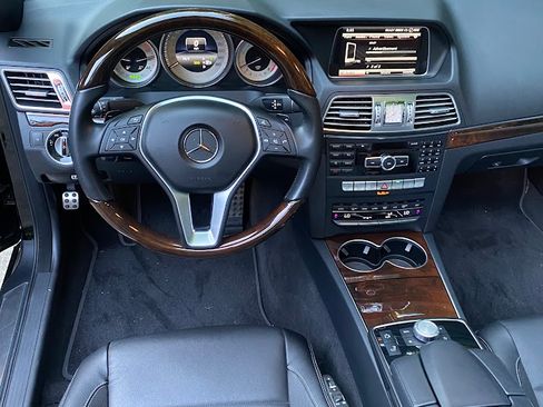 Used 2014 Mercedes-Benz E 350 Cabriolet image 10