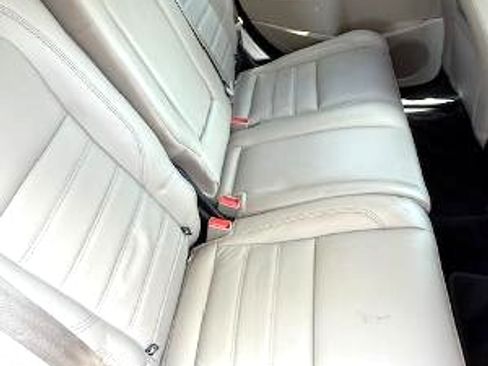 Used 2018 Ford Escape SEL FWD image 10