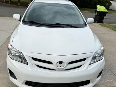 Used 2012 Toyota Corolla LE FWD image 5