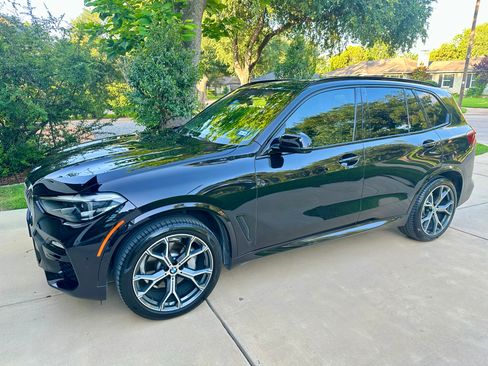 Used 2019 BMW X5 xDrive40i w/ M Sport Package AWD/4WD image 1