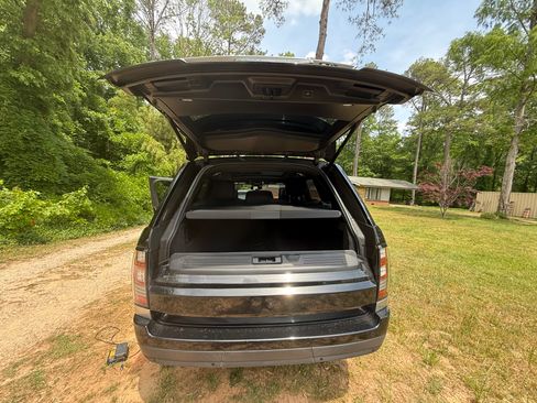 Used 2017 Land Rover Range Rover Supercharged image 15